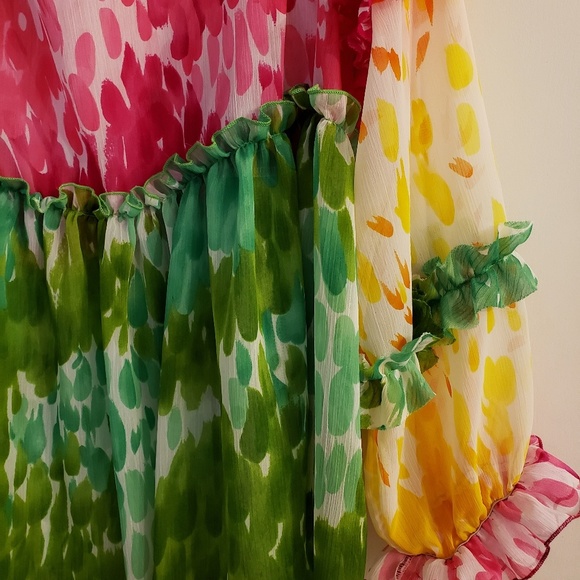 Colorful designer plus size mini dress - Picture 4 of 4